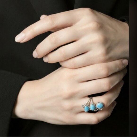 925 Sterling Silver Ring Sz 7.75 with Oval Natural Larimar 8x6mm Gemstone - Picture 2 of 6